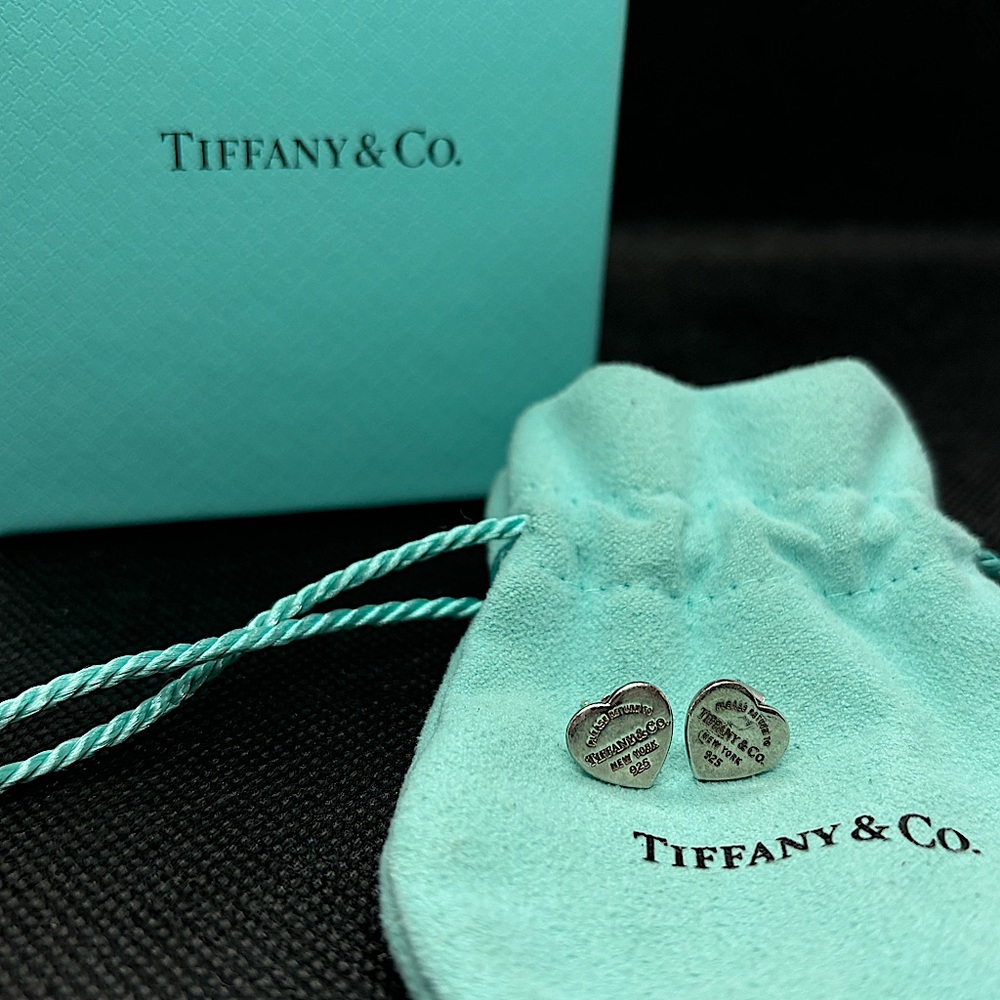 Tiffany & Co. Return to Tiffany Heart Tag Stuf Earrings